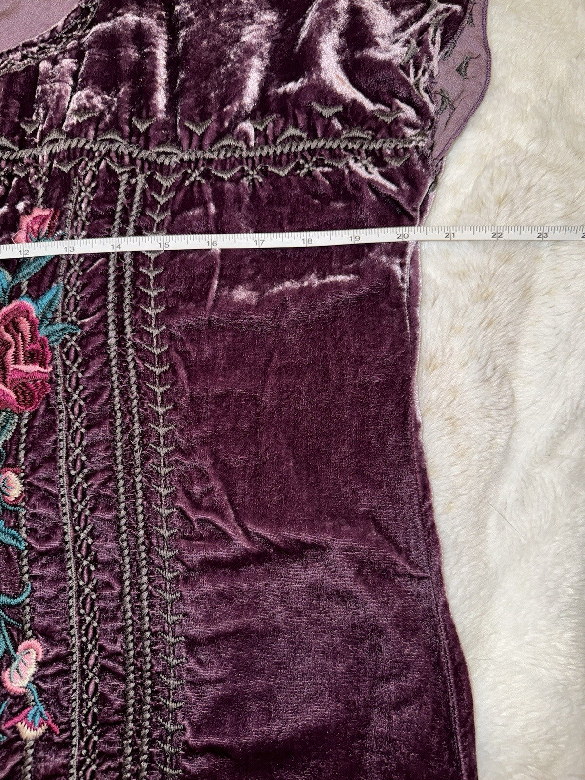 Johnny Was L Large Purple Velvet Embroidered Shift Mini Dress Short Sleeve BOHO Johnny Was