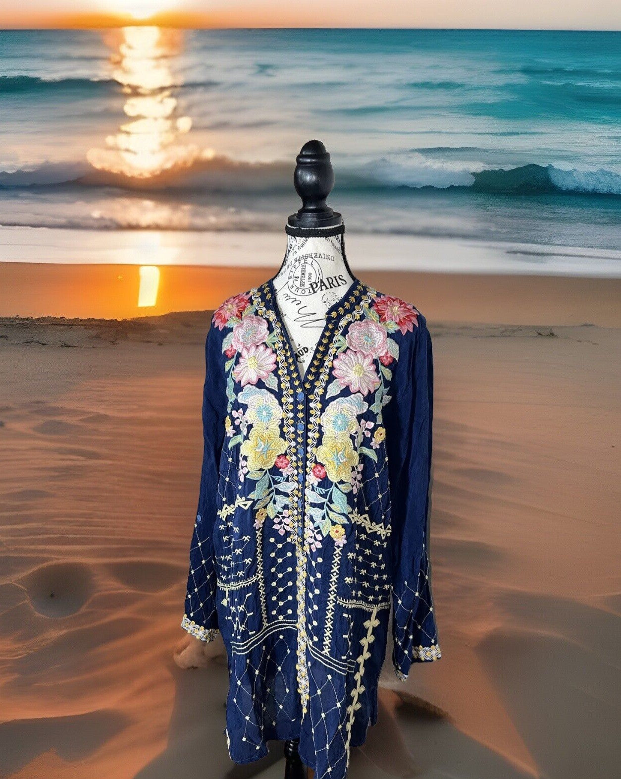 EuC Johnny Was L Large Blue Embroidered Tunic Top Mini Dress Floral RETIRED Johnny Was