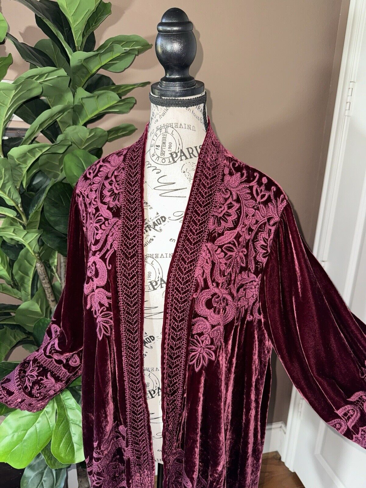 Johnny Was Burgandy Wine Velvet & Embroidered Top Kimono Wrap Duster XL 1X