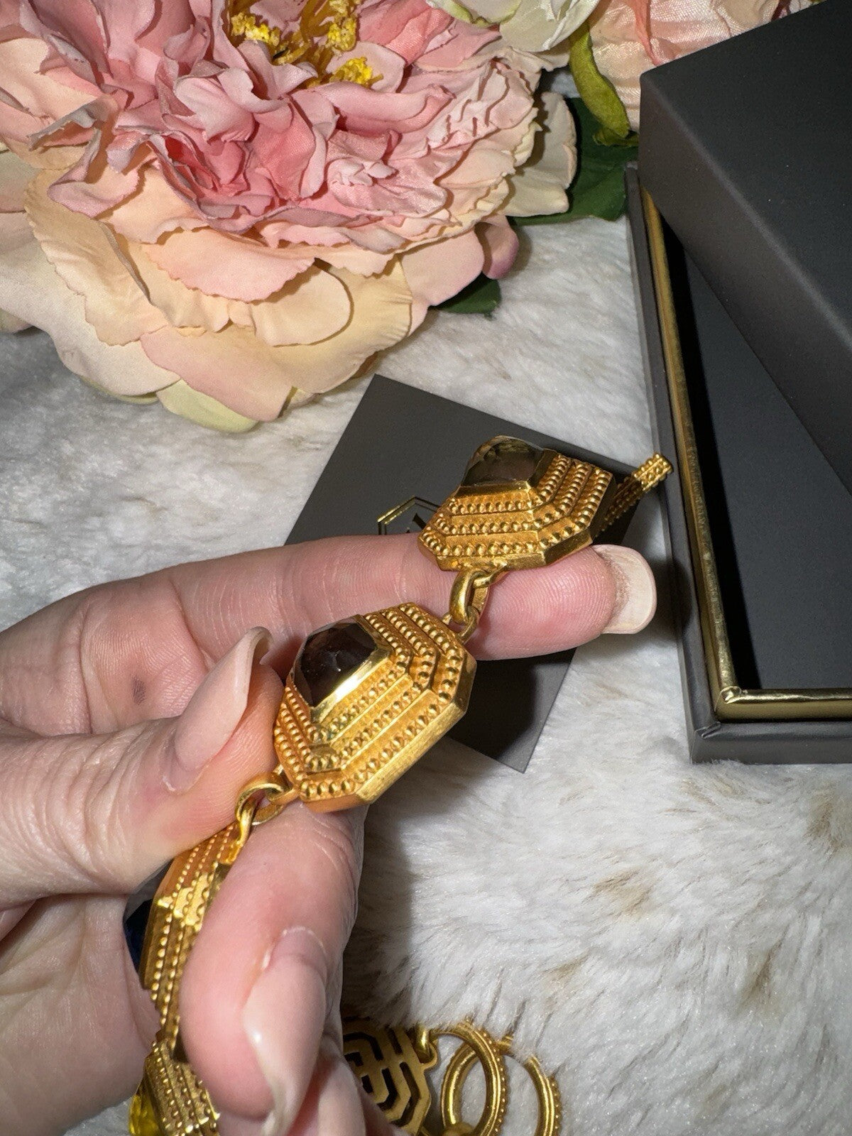 Julie Vos 8.5” Large Sz Gorgeous Link Bracelet Adjustable Toggle Multi Color Julie Vos