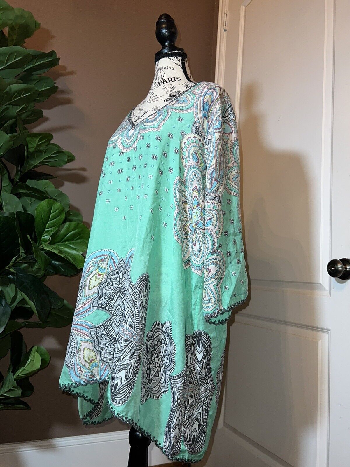 Johnny Was XXL 2X 2XL 100% Silk Long Sleeve Tunic Top Kimono Soft Green Exc Cond