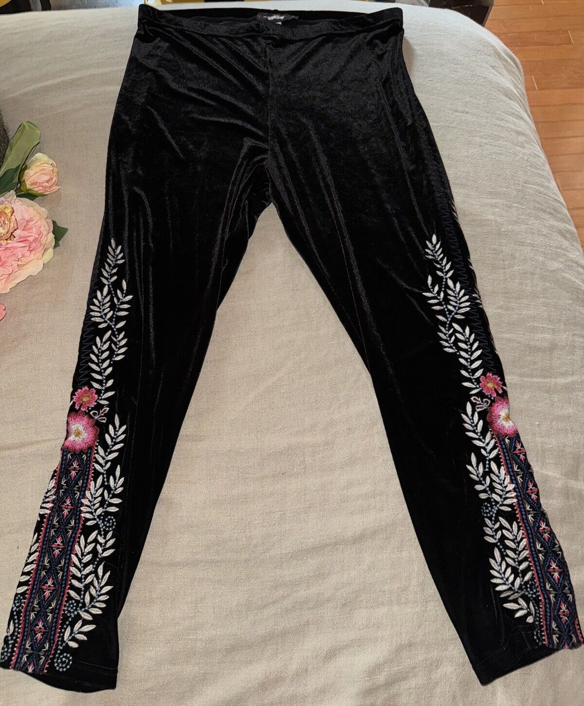 Johnny Was Black Velvet Leggings Pants Sz L Large Perfect With A Kimono