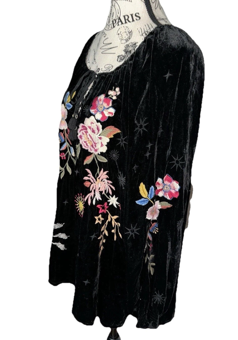 Johnny Was L Black Velvet Peasant Top Tunic Blouse Shirt Embroidered Roses Stars Johnny Was