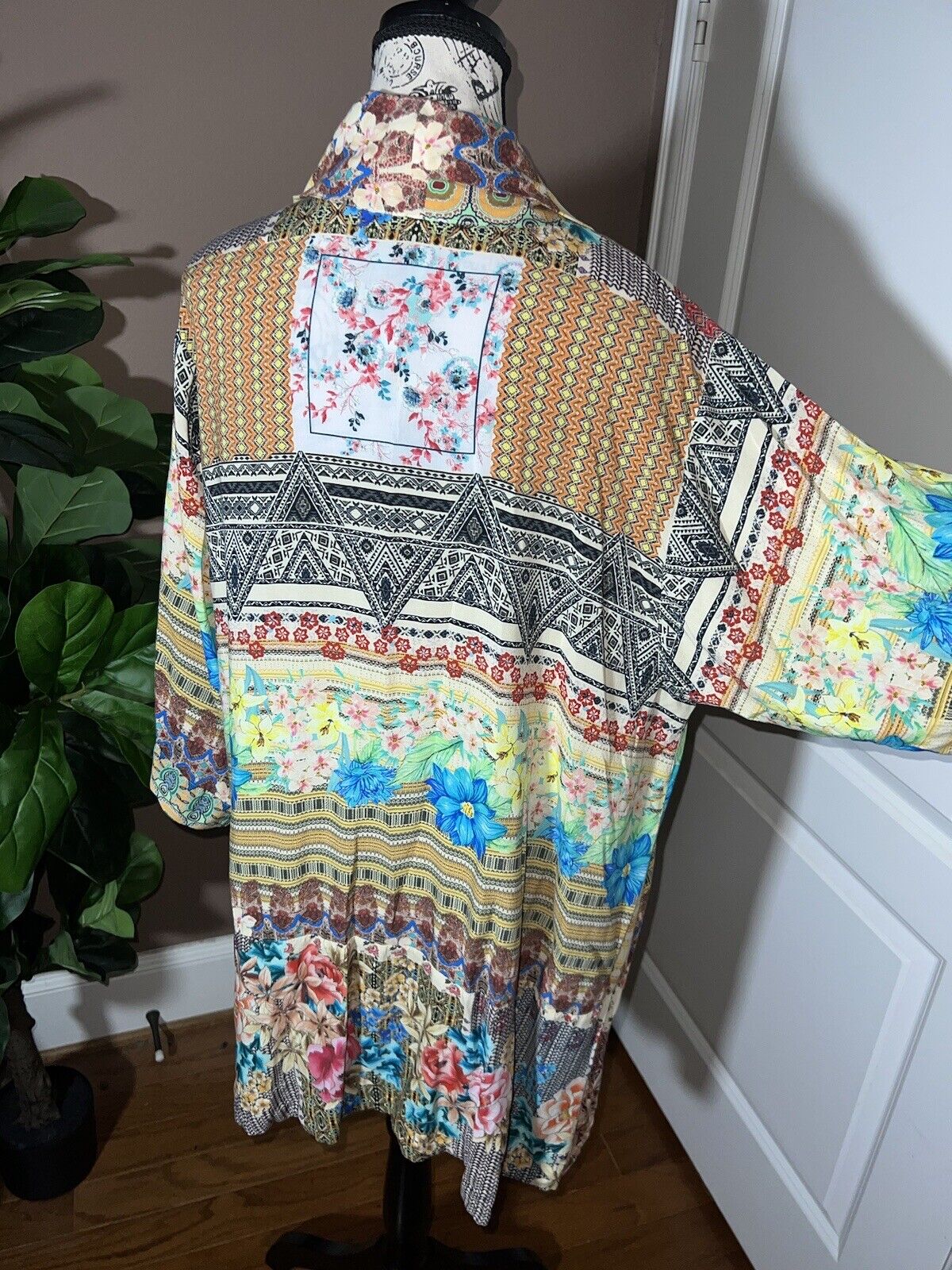 Johnny Was Patchwork Floral Kimono Sz XL 1X Soft & Flowy Wrap Jacket Top