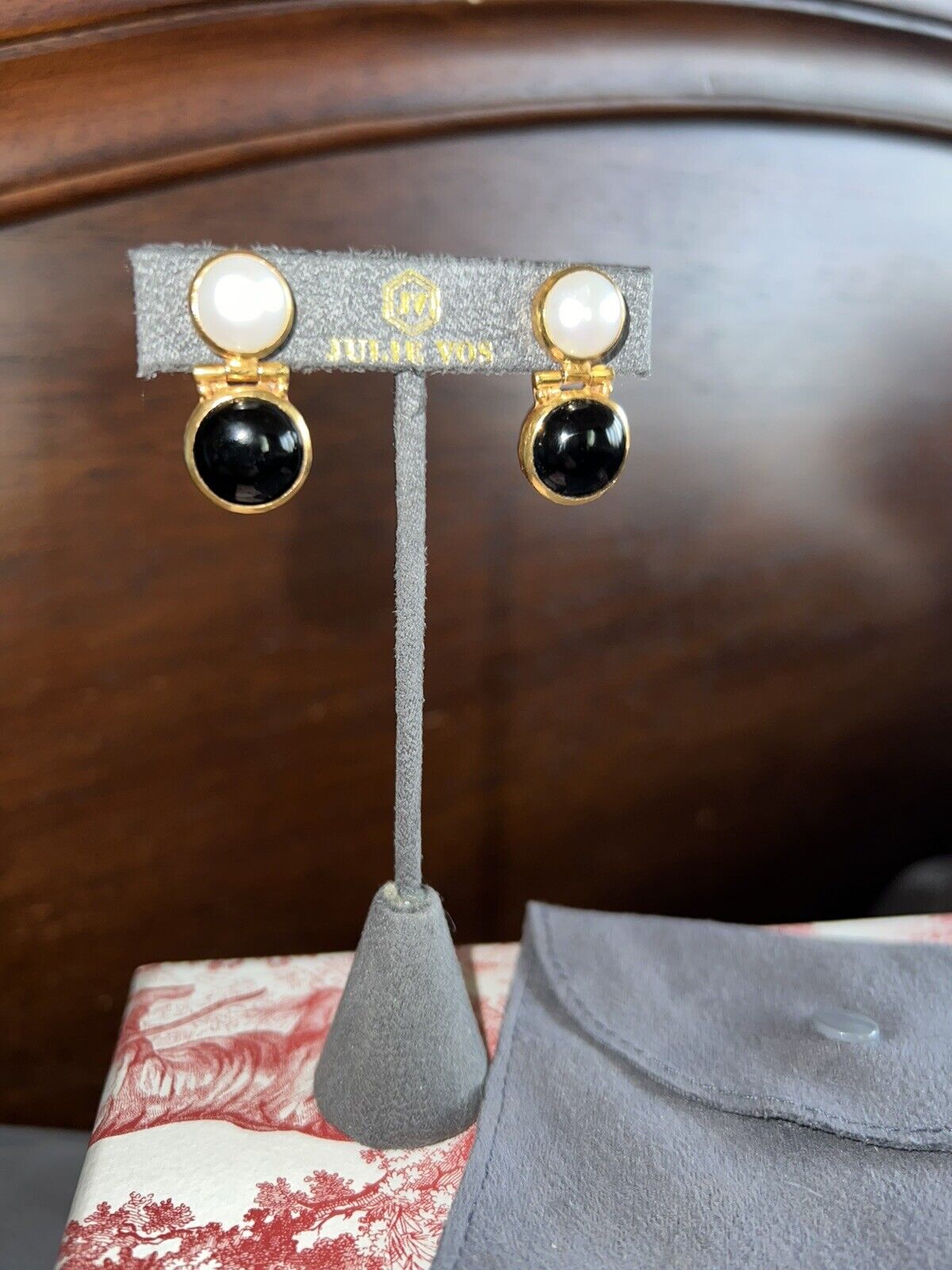 NEW Julie Vos Pearl & Black Obsidian 24k Gold Plated Earrings NWOT Onyx