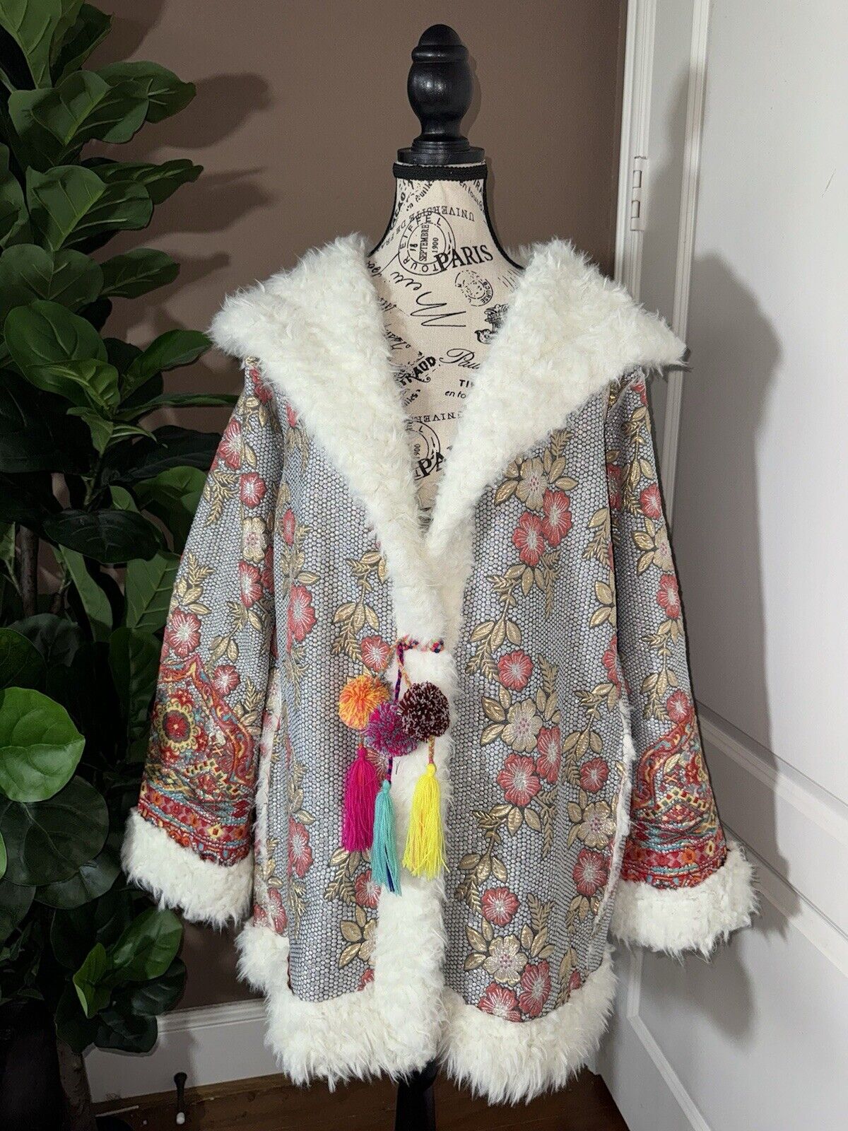 Johnny Was Sherpa Faux Fur & Embroidered 2X Silver Gold Pink Coat Jacket