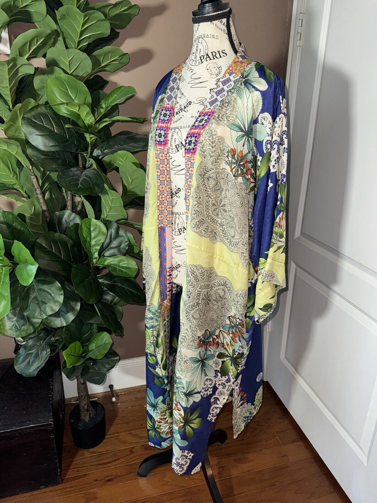 Johnny Was L Large 100% Silk Long Kimono Wrap Floral Duster Wrap Robe