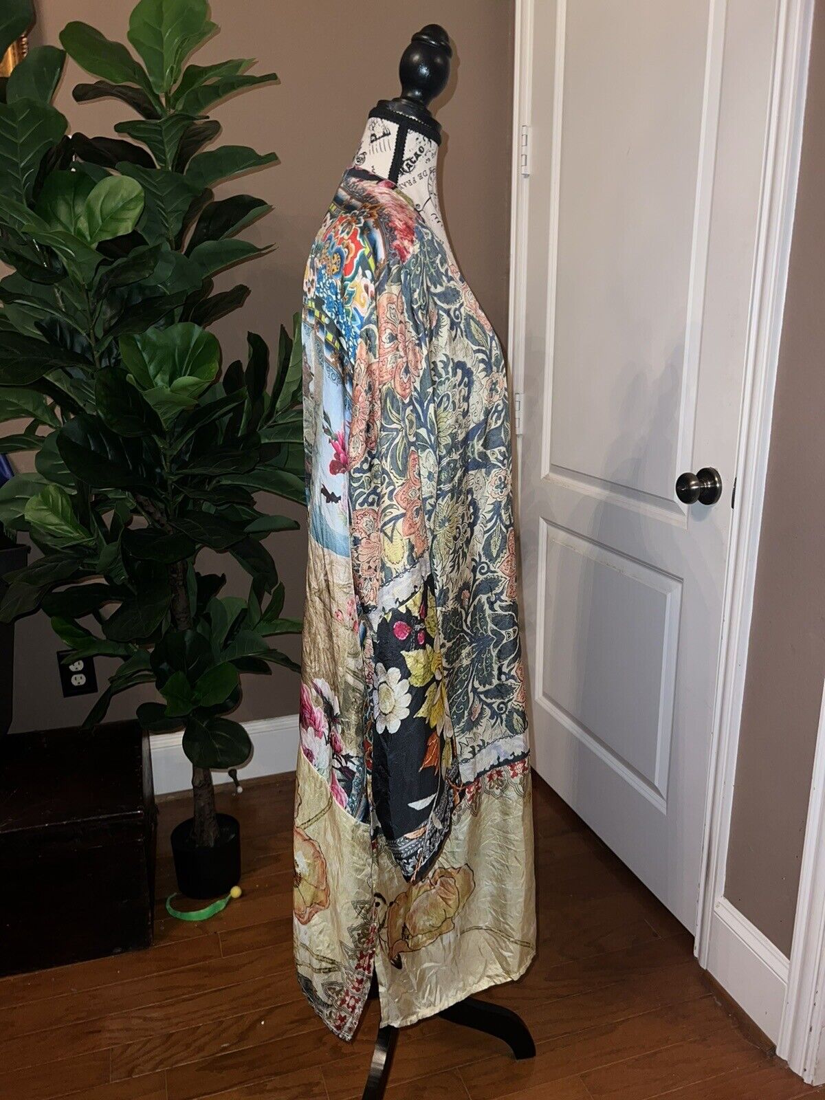 Johnny Was 100% Silk Kimono L Large Cherry Blossoms STUNNING BACK  ButtonsUp