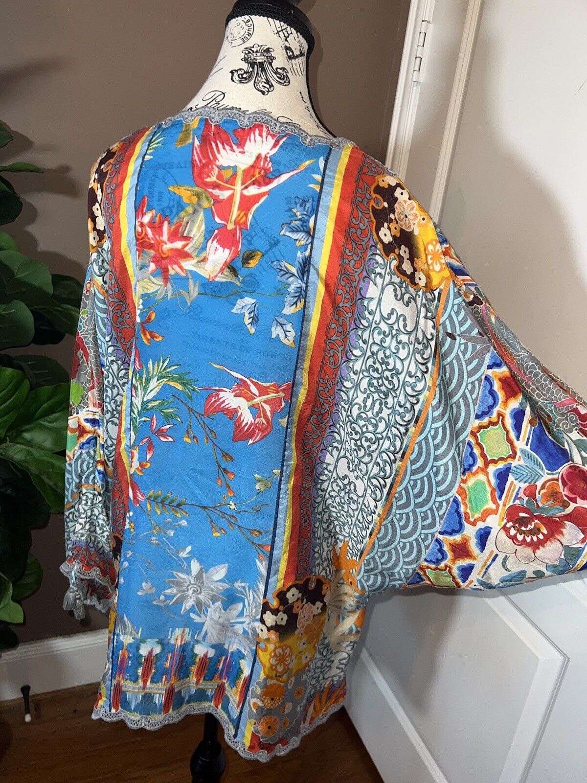 Johnny Was 100% Silk Long Sleeve Tunic Top Dragon Blouse Kimono XL 1XL