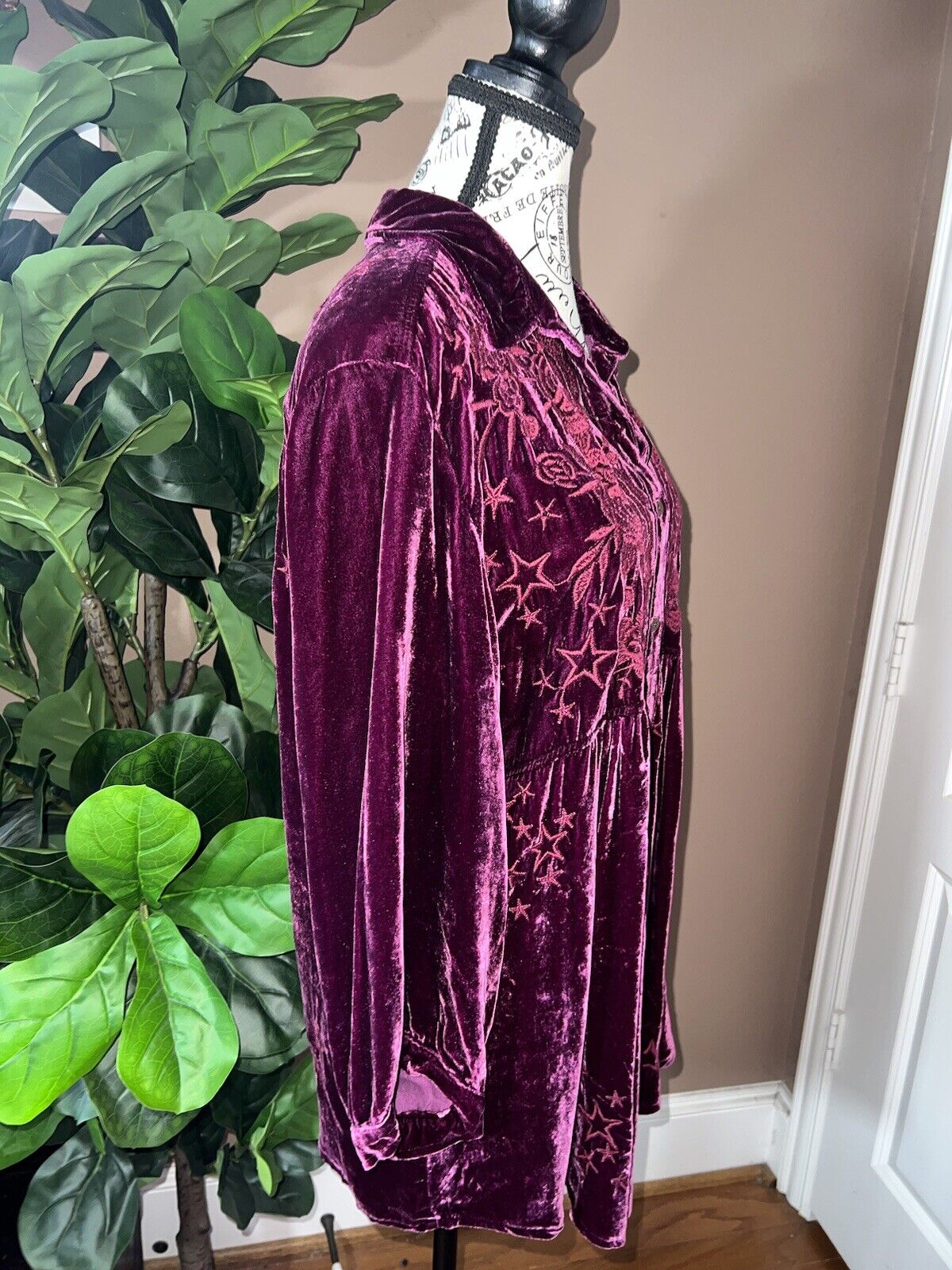 Johnny Was Sz XL Burgundy Wine Velvet Peplum Tunic Top Tonal Embroidery