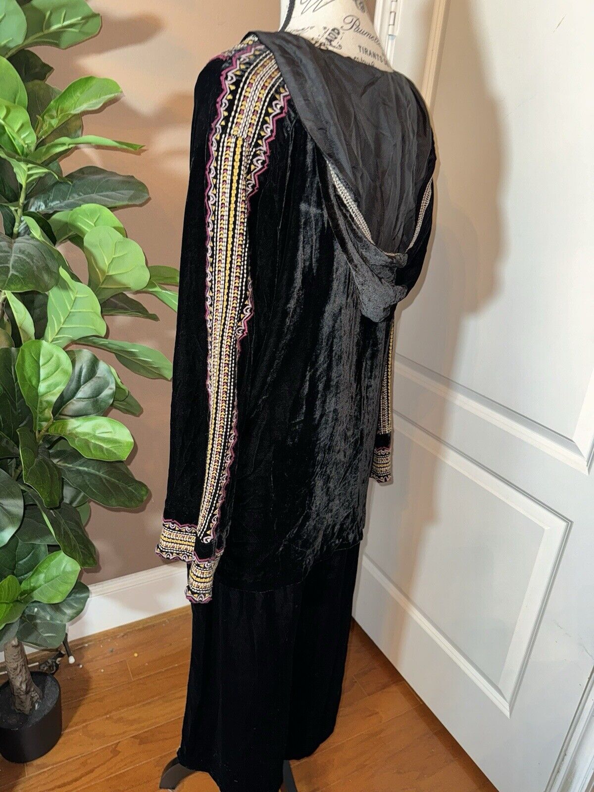 Johnny Was 2pc XL & L Black Velvet Hoodie & Wide Leg Pants Track Set RARE