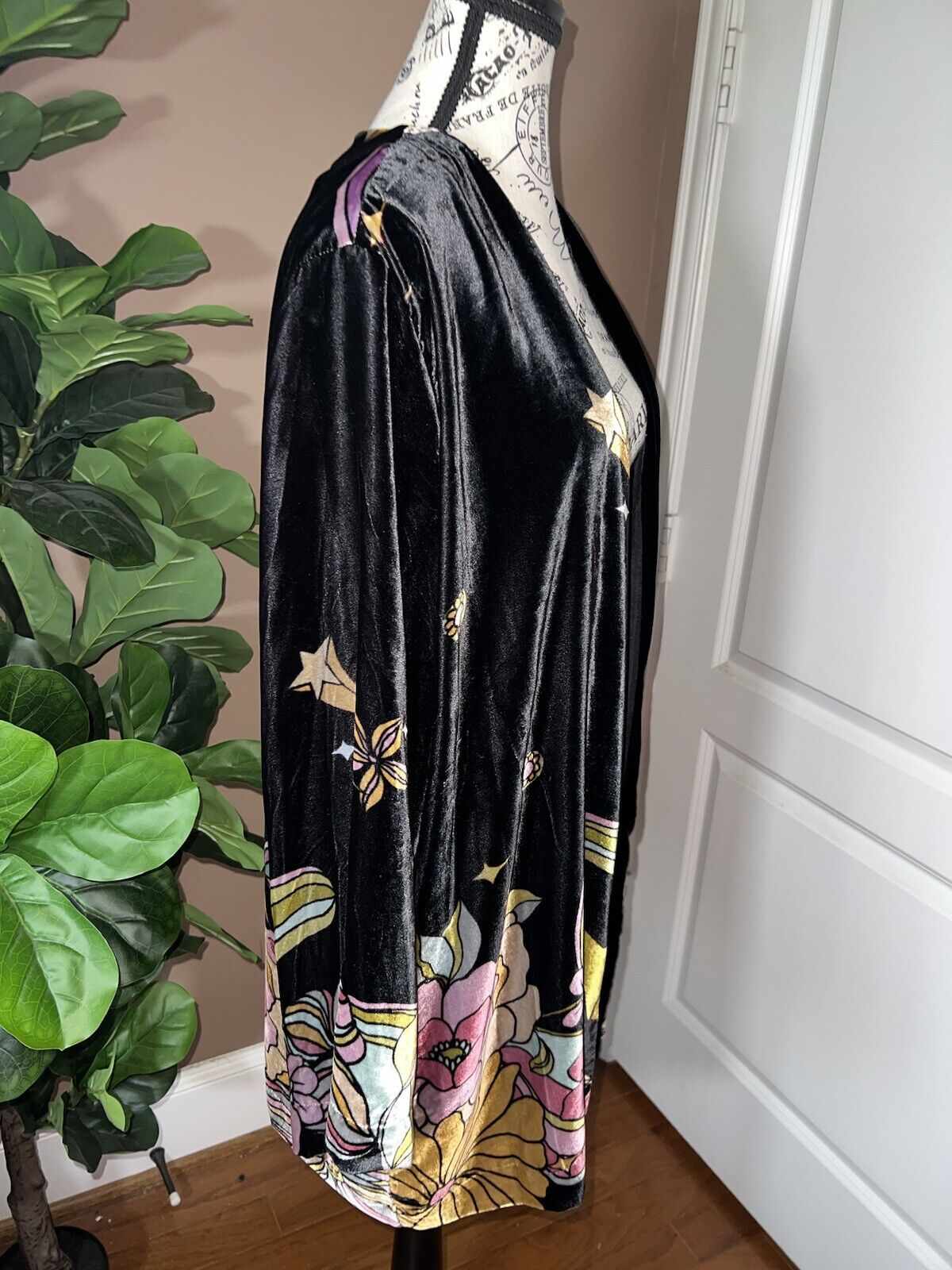 Johnny Was XL Velvet Kimono Celestial Wrap Jacket Black Silk Lined  Star