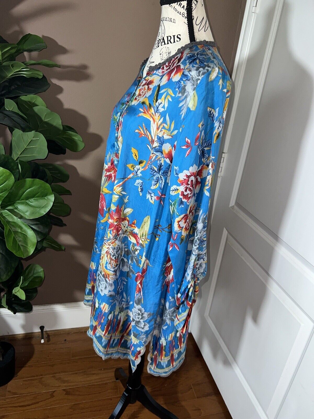 Johnny Was Tropical Blue 100% Silk Blouse Top Tunic L  Large OVERSIZED