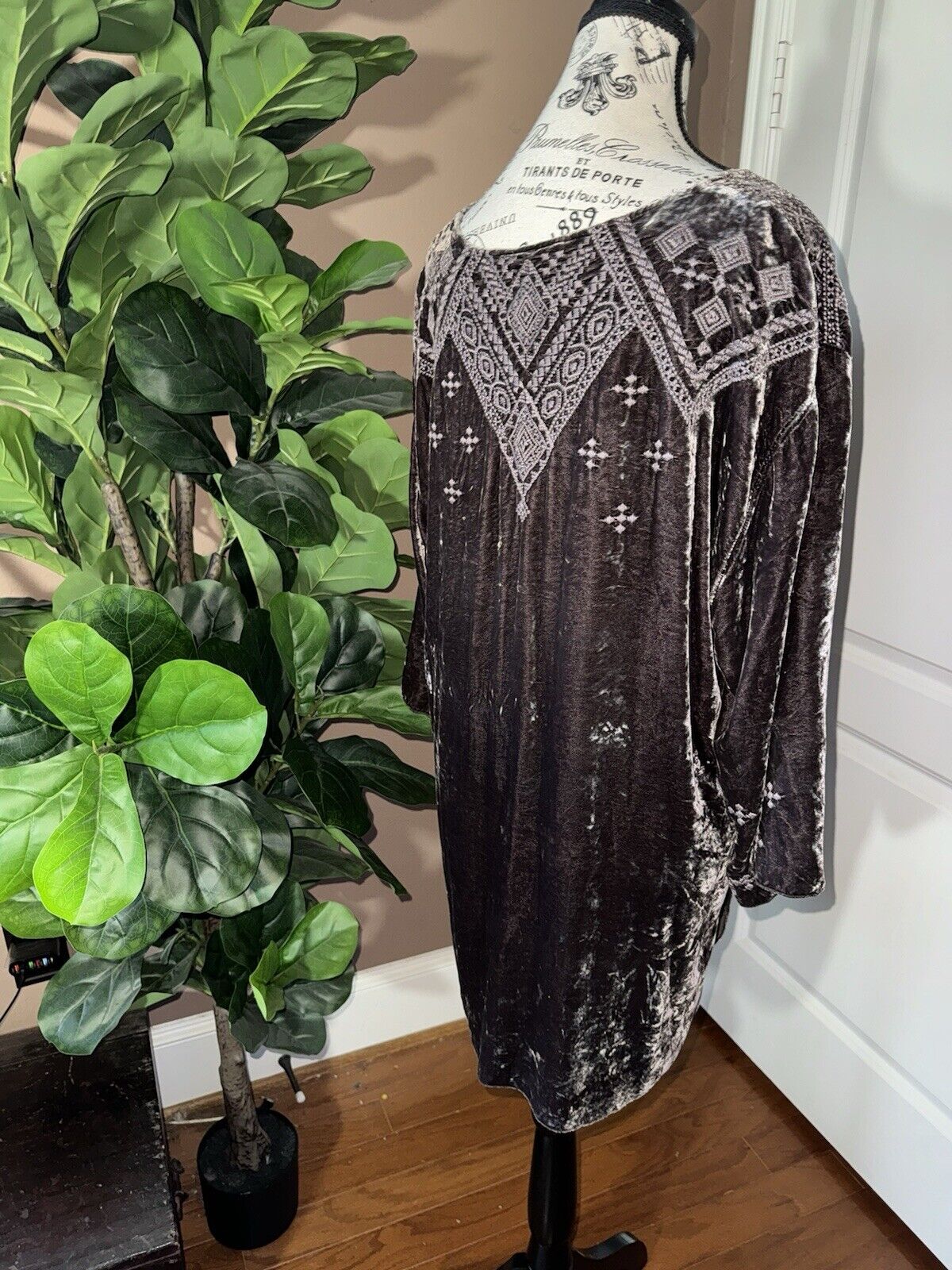 Johnny Was XL 1X Brown Velvet Tonal Embroidery Tunic Top Mini Shift Dress Kimono