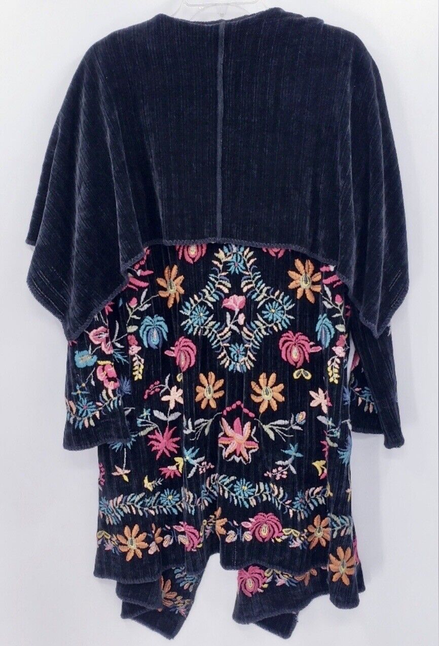 Johnny Was Velvet Chenille Embroidered Coat Jacket Wrap With Cape Sz M Kimono