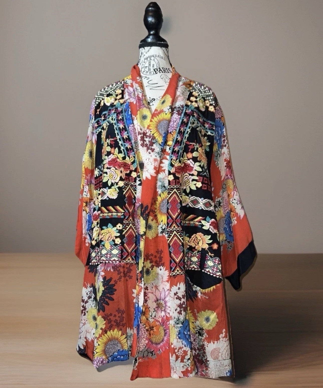 Johnny Was XXL 100% Silk Kimono Red & Black Floral Wrap Lightweight Cool Jacket Johnny Was