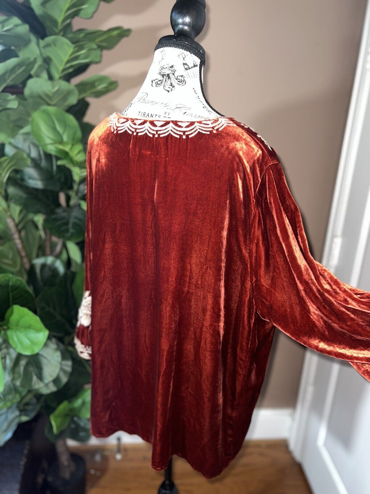 Johnny Was Maroon Wine Velvet Tunic Top Embroidered Sz 2X 2XL XXL Tag Removed