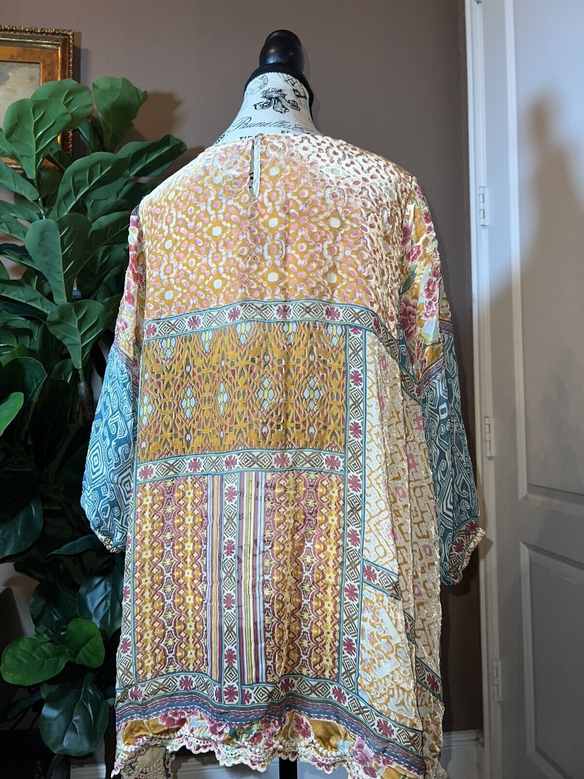 Johnny Was Burnout Silk & Velvet Patchwork Pattern Tunic Top Sz M Medium