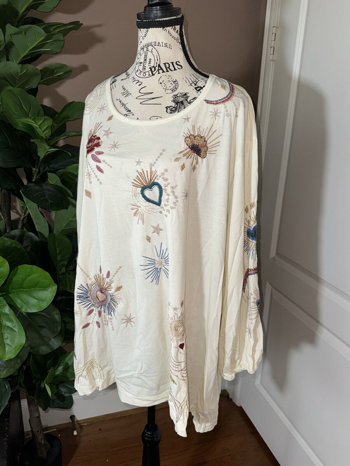 Johnny Was 3x Cream Peasant Tunic Top Cute Embroidery Kimono Sleeves