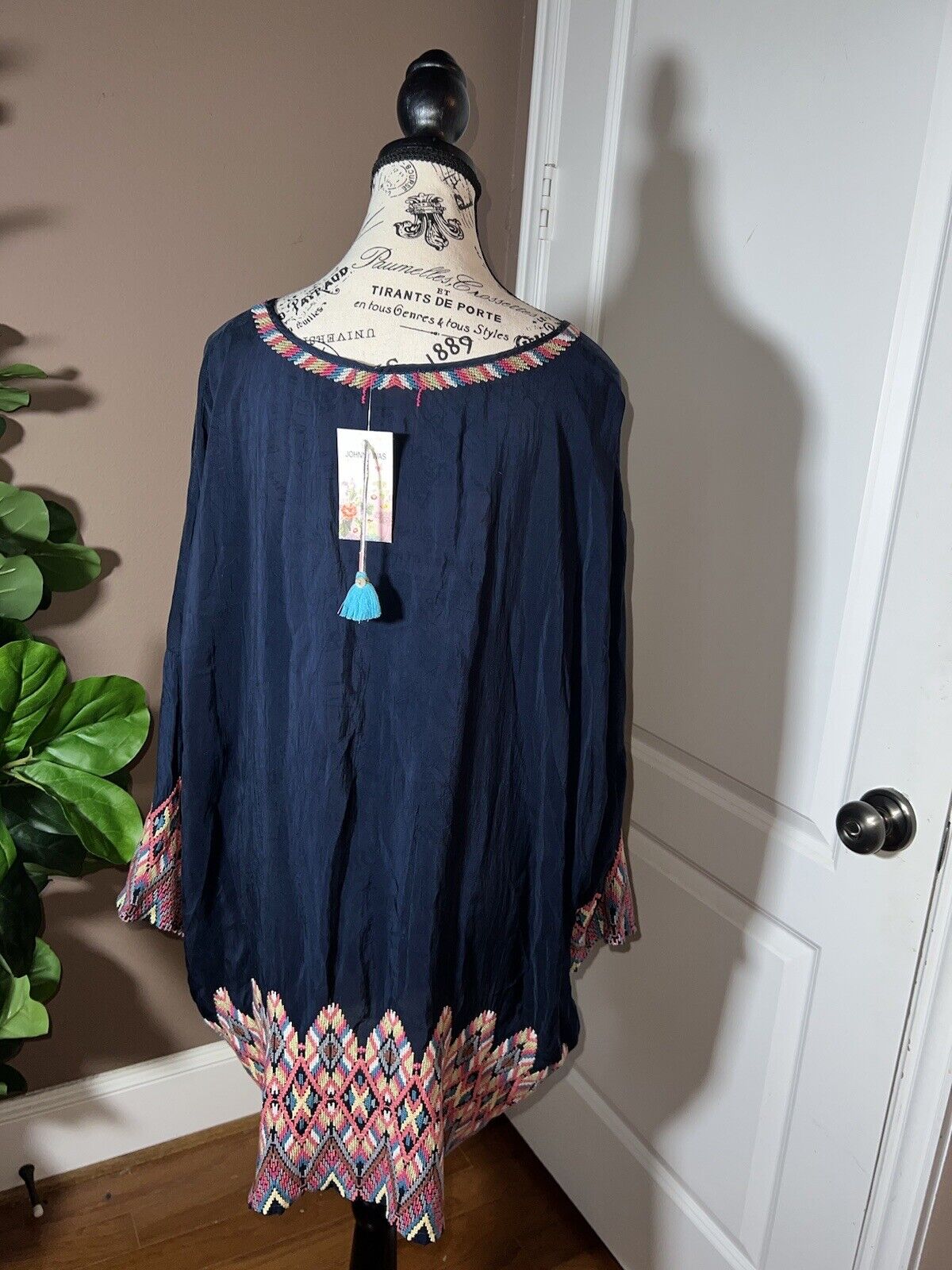 Johnny Was 3XL 3X Dark Blue Tunic Top WOW STUNNING Embroidery Kimono Sleeves