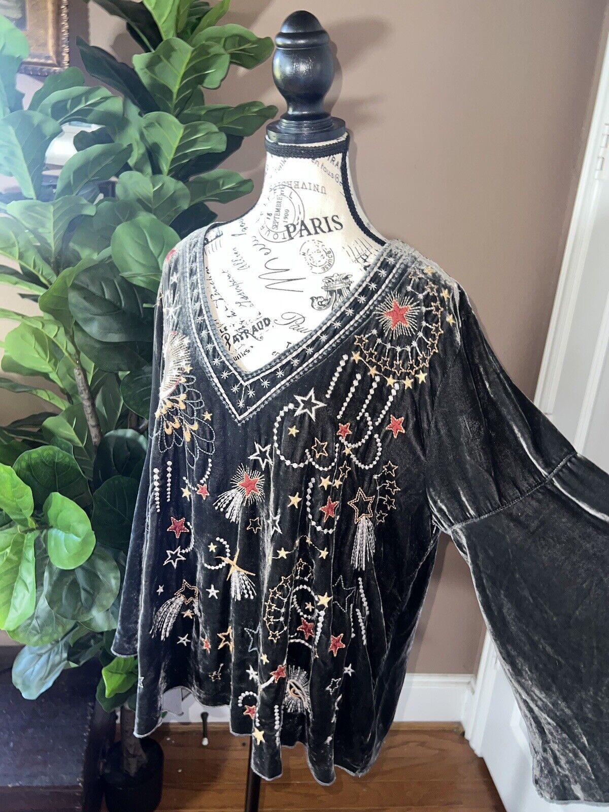 Johnny Was Charcoal Grey Velvet Celestial Embroidered Tunic Top XL Peasant