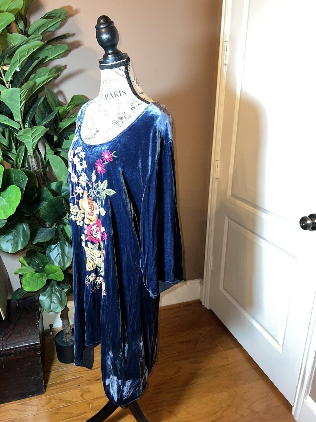 Johnny Was Floral Embroidered Blue Velvet Tunic Top Mini Dress Peacock XL NWO