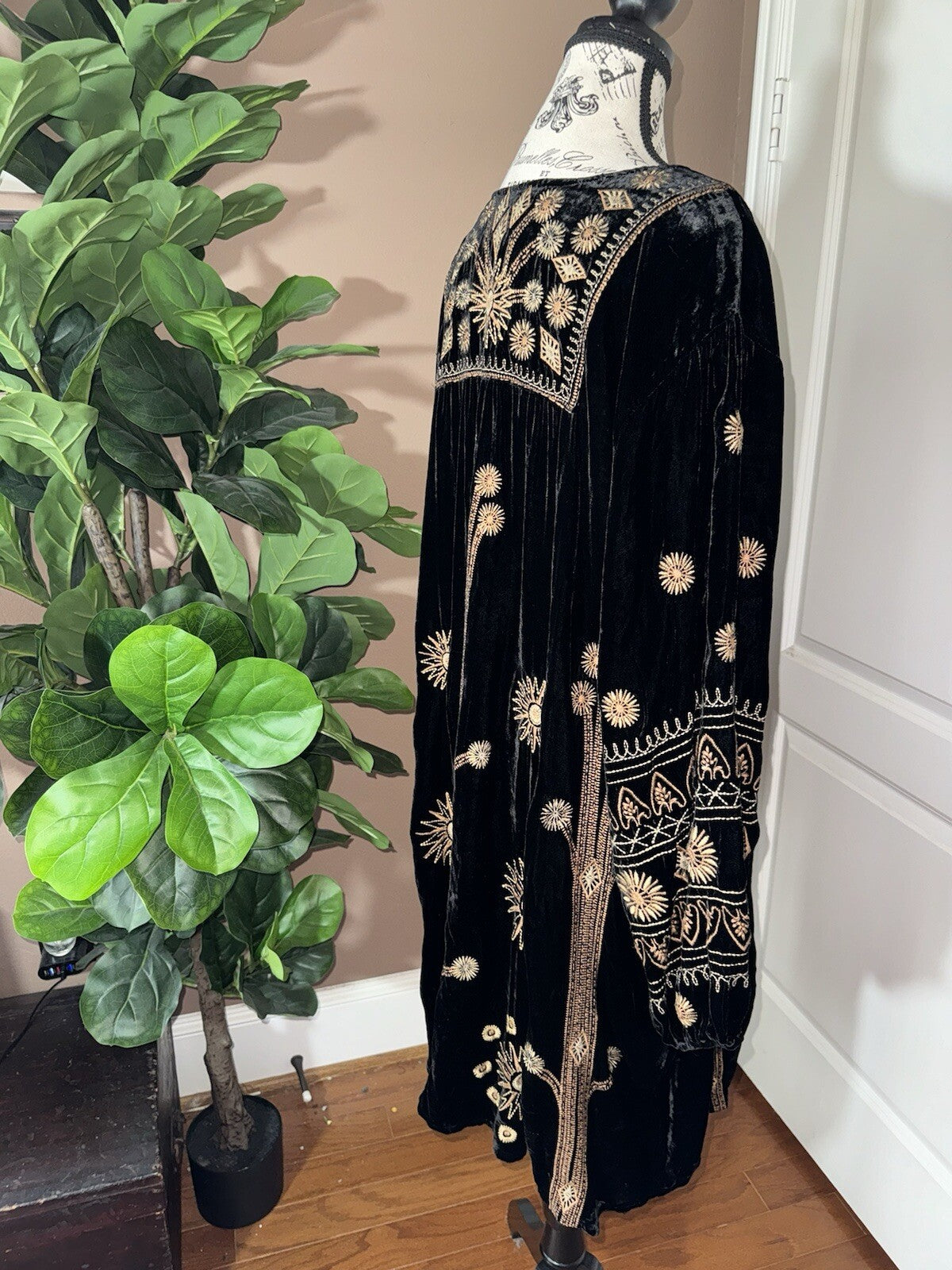 Johnny Was 3X Black & Gold Velvet Shift Mini Dress Tunic Top $528 Retail Johnny Was