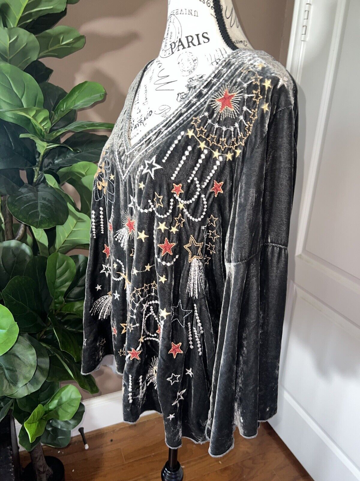 Johnny Was Charcoal Grey Velvet Celestial Embroidered Tunic Top XL Peasant