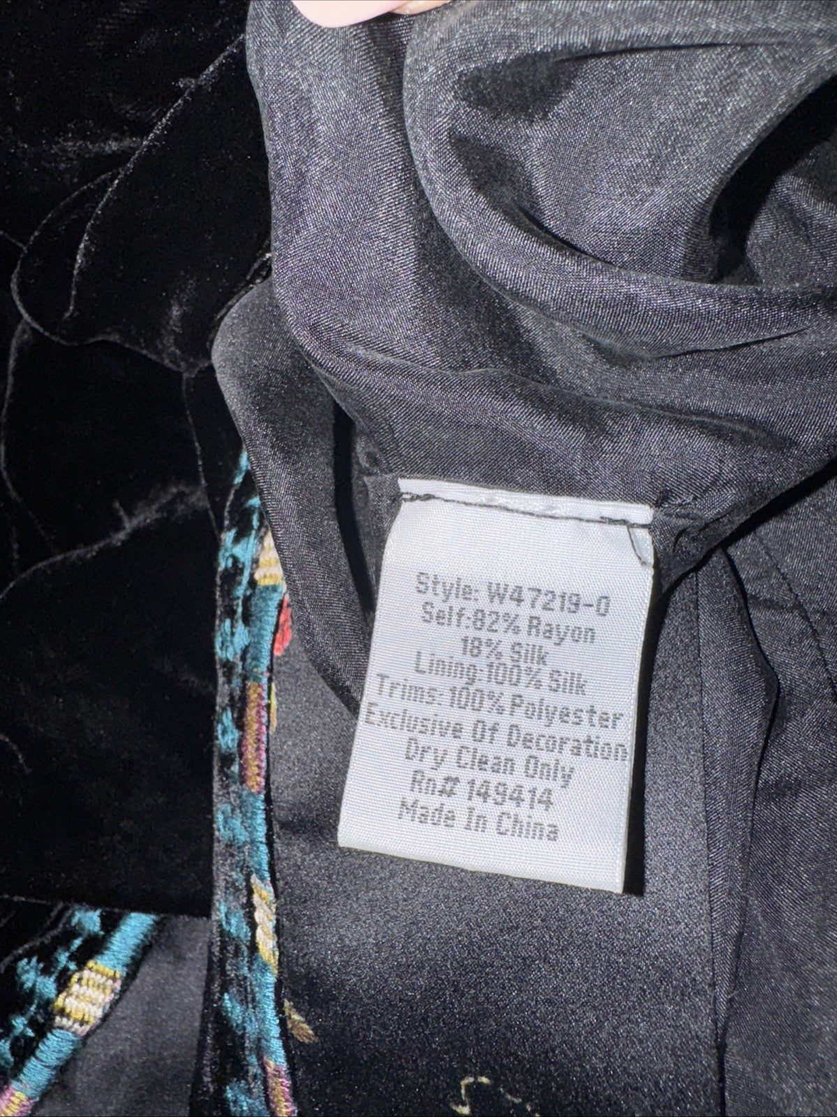 Johnny Was XL Black Velvet & Silk Kimono Embroidered Floral BOHO Wrap Duster Johnny Was