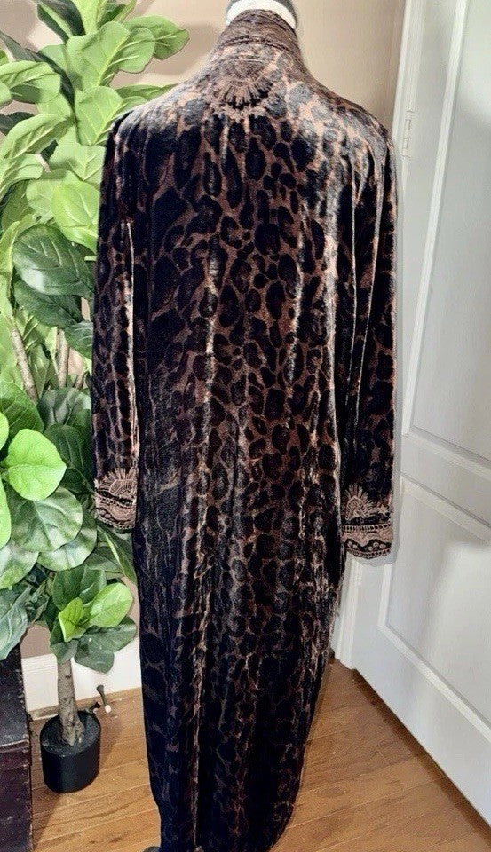 Johnny Was 2Pc Set XL Velvet Long Kimono & Romper Jumper Leopard $830 Retail Johnny Was