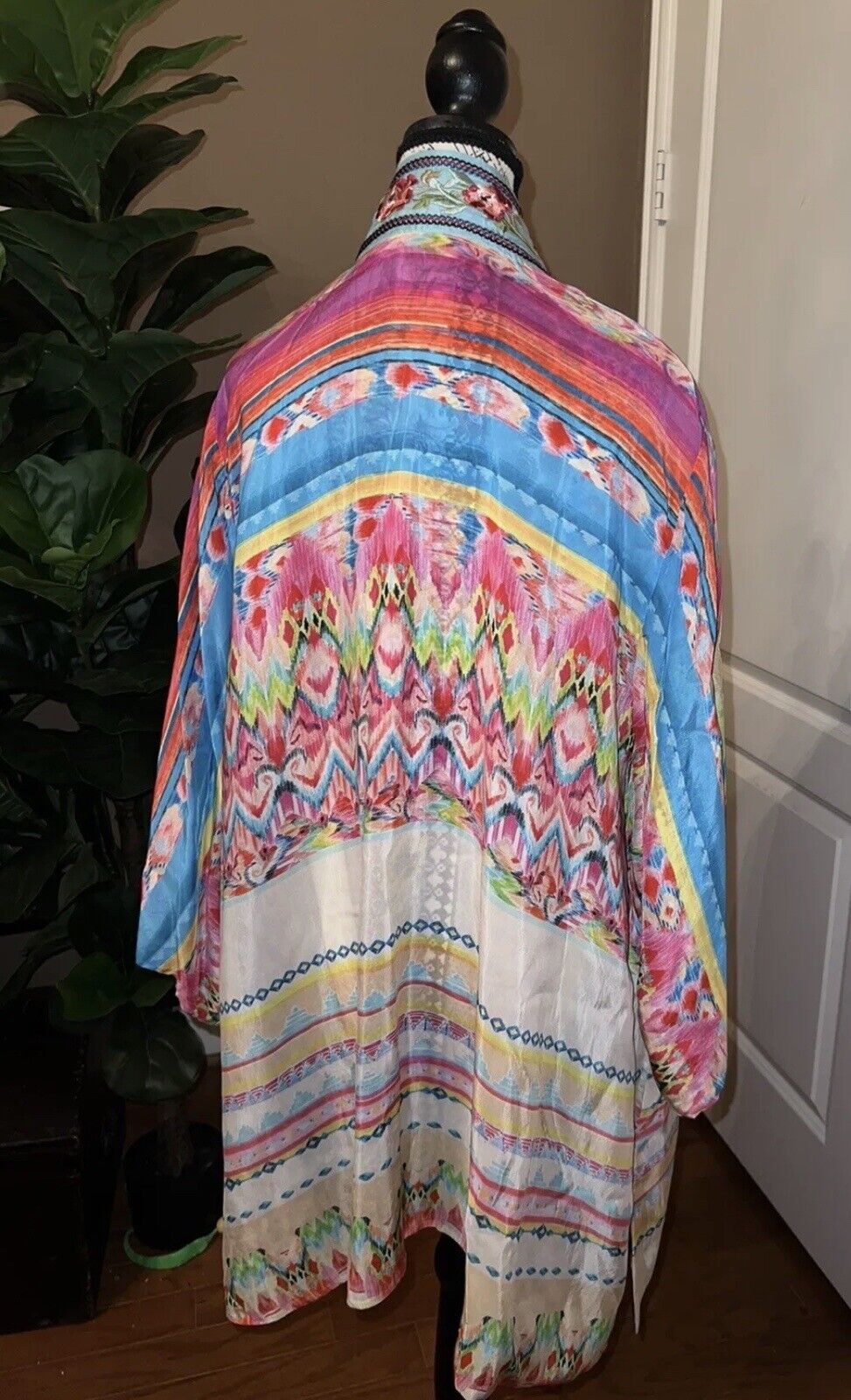 Johnny Was Sz XL 1X REVERSIBLE Silky Kimono Exceptional Quality Pinks