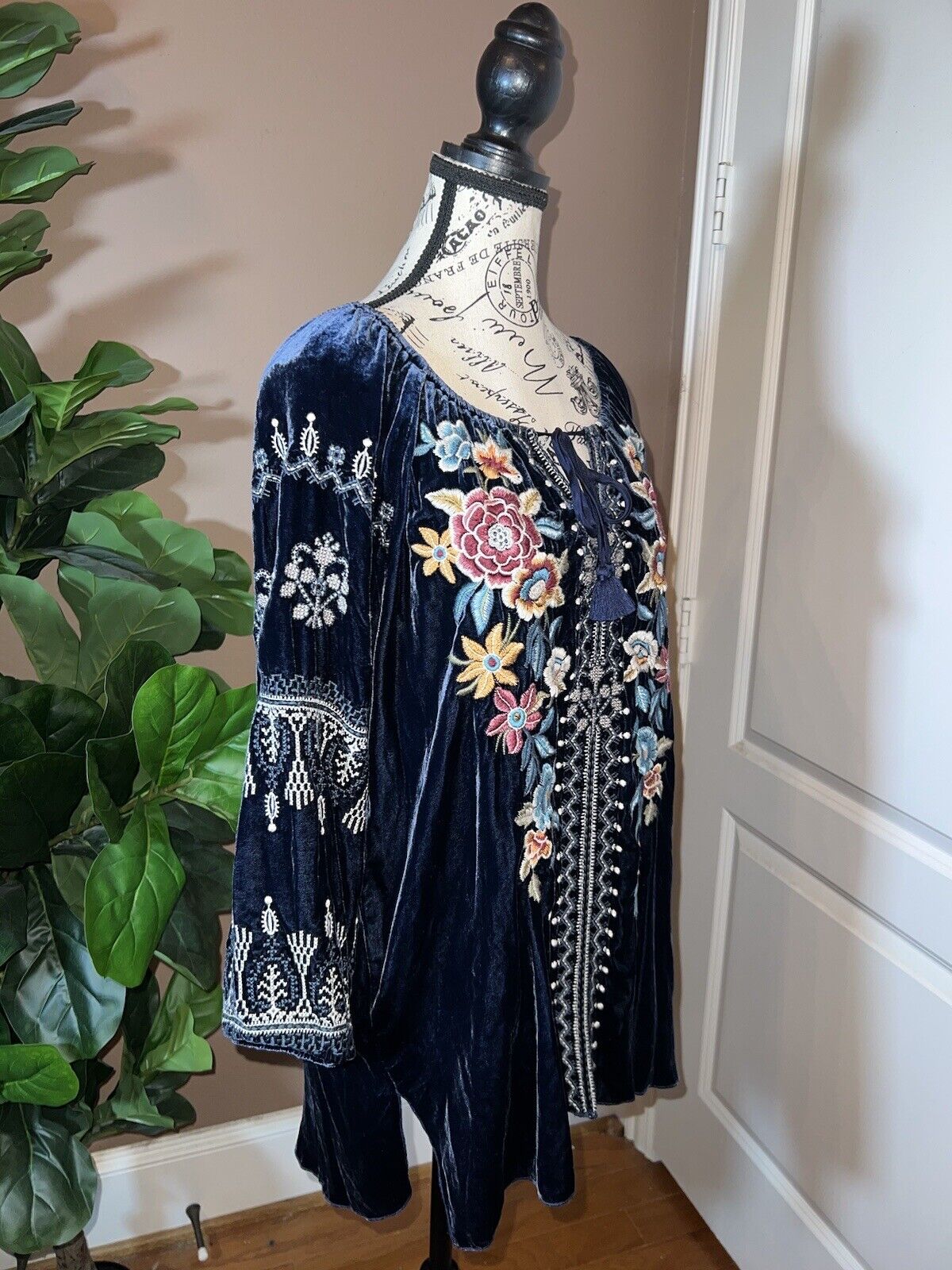 Johnny Was Blue Velvet Heavily Embroidered Tunic Top Mini Dress L Large