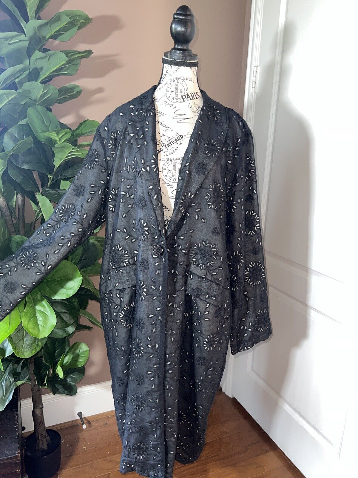 Johnny Was XL 1X Black Eyelet Lace Long Silk Kimono Duster Wrap Coat