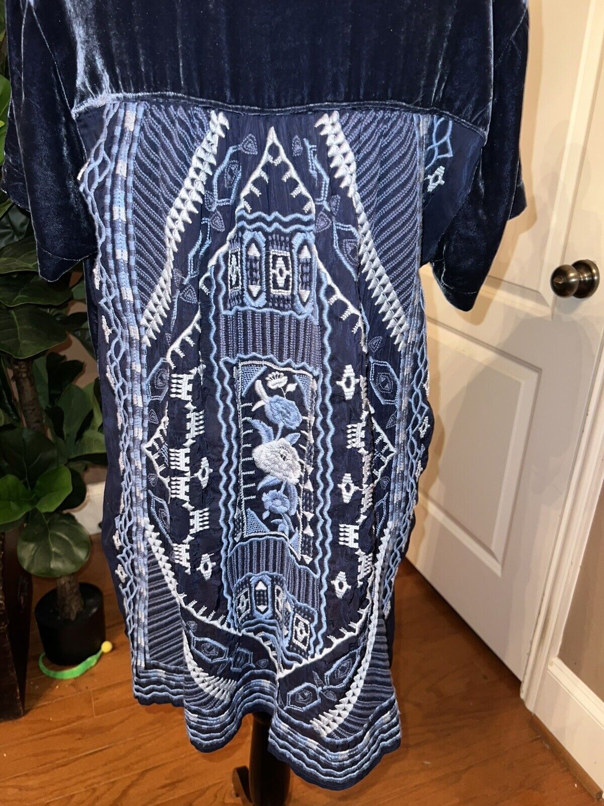 Johnny Was Medium Blue Velvet Heavily Embroidered Tunic Mini Dress Top