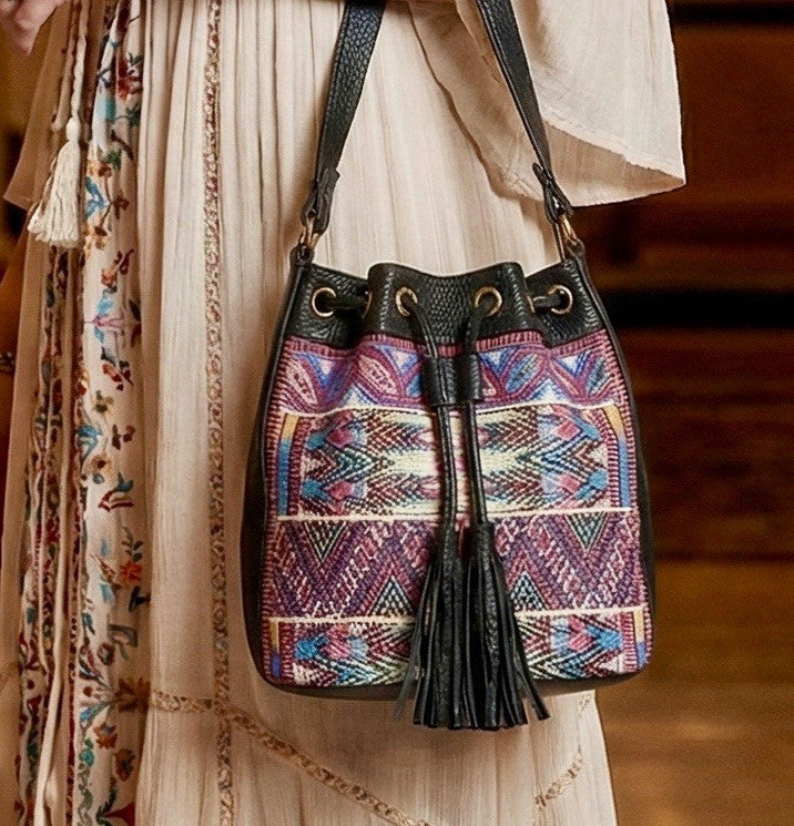 Johnny Was Black Leather Crossbody Purse Tote Bag Beautiful Embroidery Johnny Was