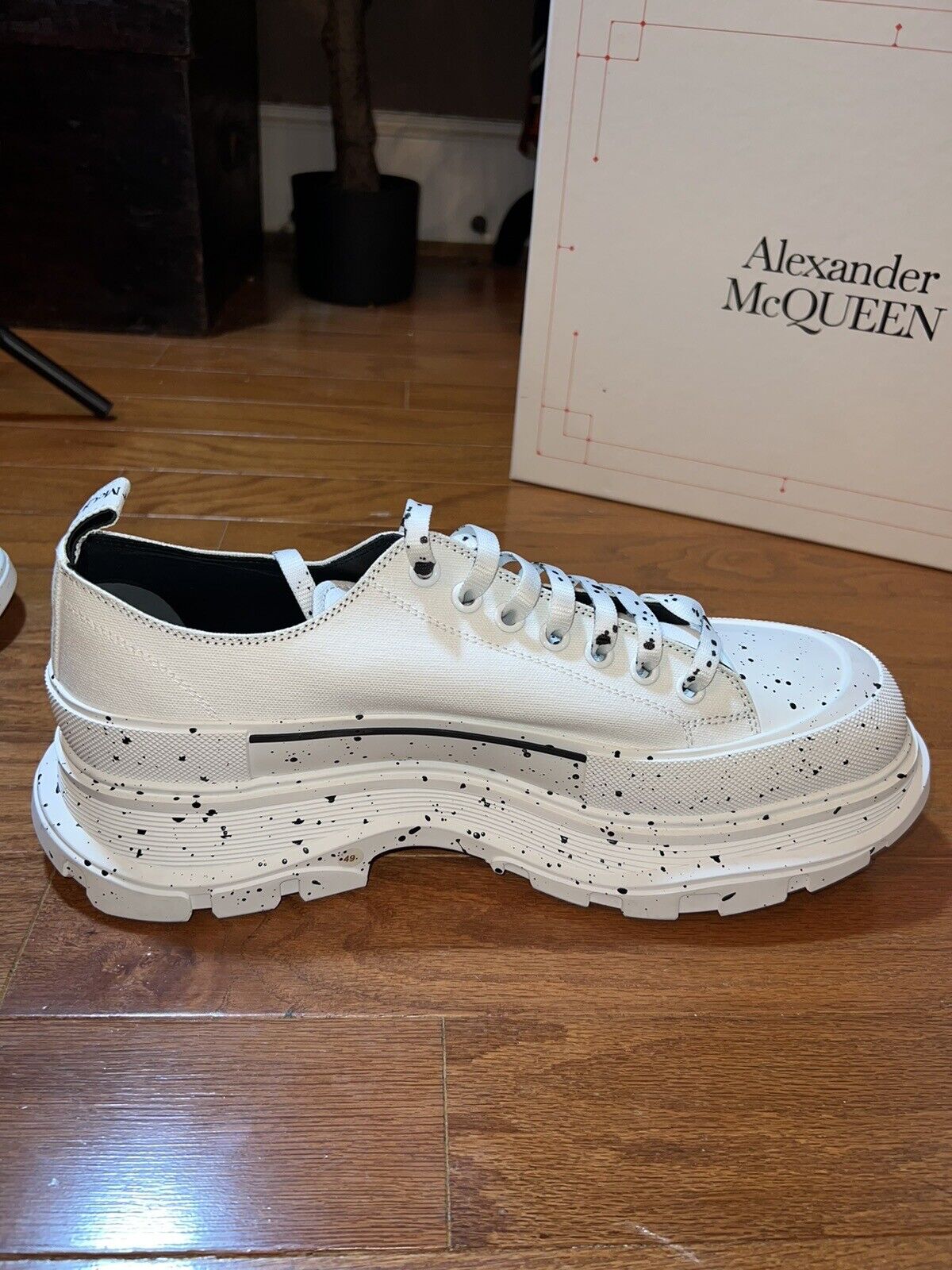 Alexander McQueen Tread Slick Speckled Sneakers  Retail $720 sz 49 US 16 2