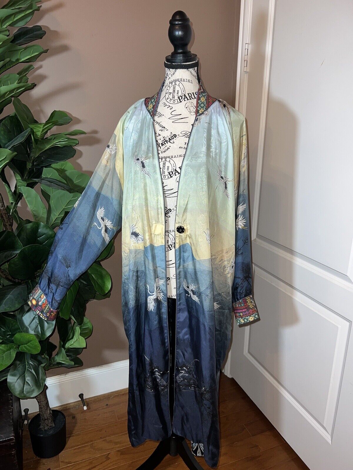 Johnny Was 100% Silk Long Kimono Wrap L Large REVERSIBLE Duster  CRANES