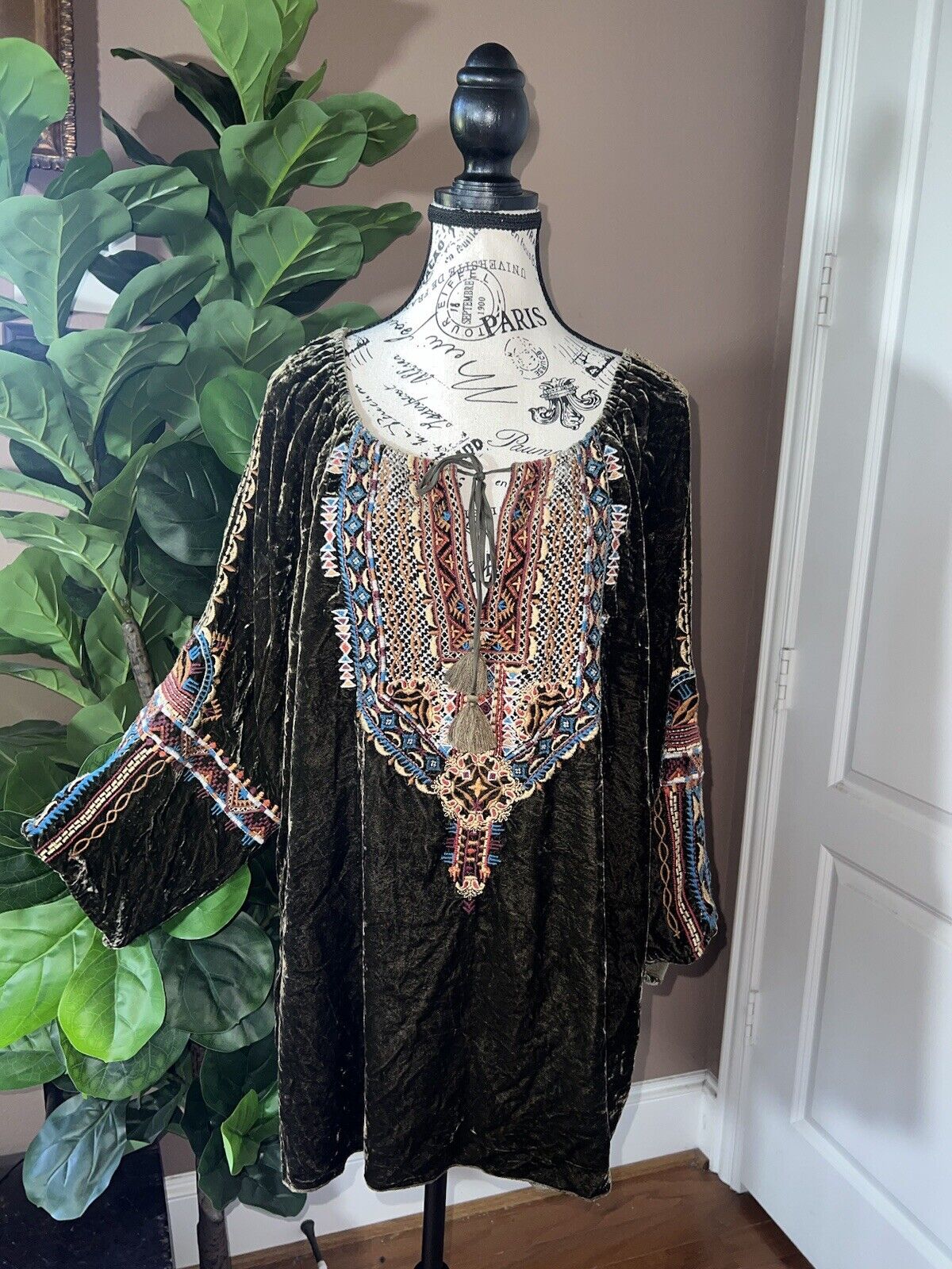 Johnny Was Olive Brown Velvet Heavily Embroidered Tunic Top XL Peasant