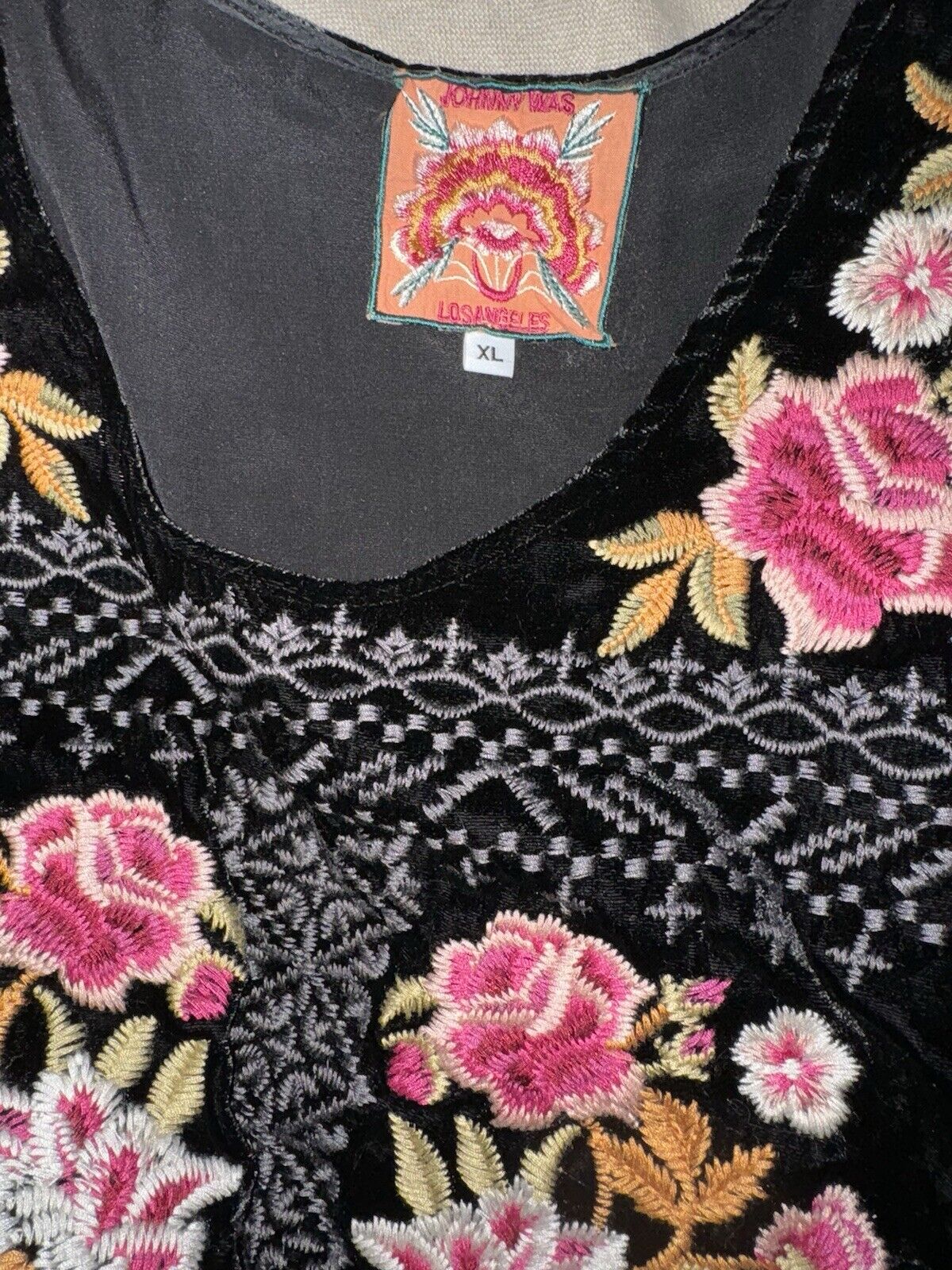 Johnny Was Sz Xl Black Velvet Heavily Embroidered Tunic Top Floral Roses