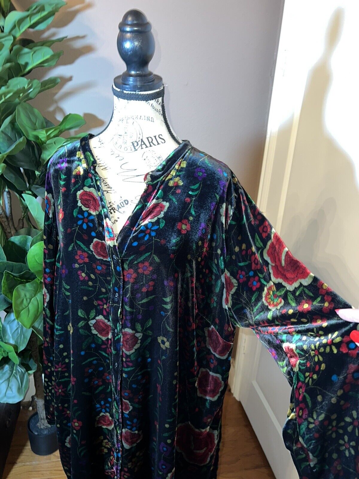 Johnny Was Sz 3X 3XL Velvet Floral Long Sleeve Button Up Top or Kimono