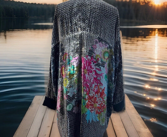 Johnny Was Black & Grey Floral Velvet Sz XL 1X Kimono Wrap Gorgeous Back