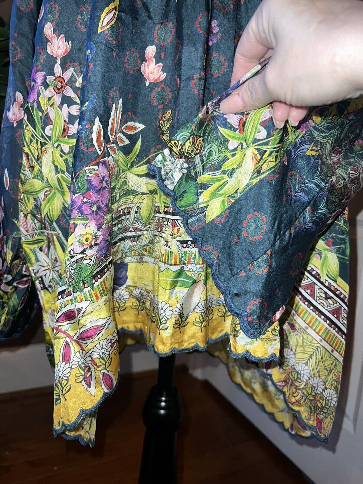 Silk Johnny Was Tunic Top 1X 1XL 100% Silk Soft Flowy Butterflies Flora