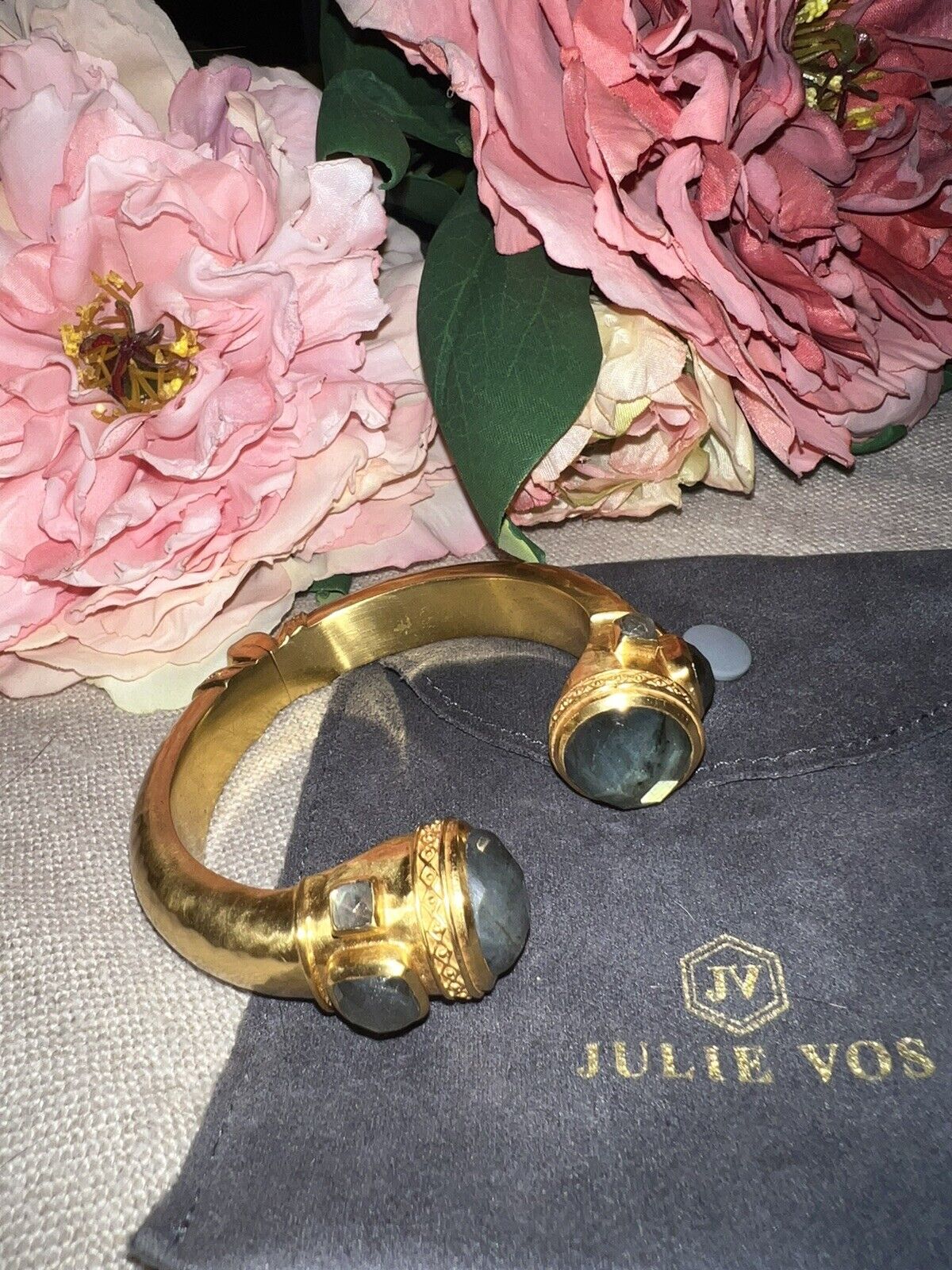 NEW Julie Vos Labradorite & 24k Gold Plated Hinged Bangle Cuff Bracelet NWOT