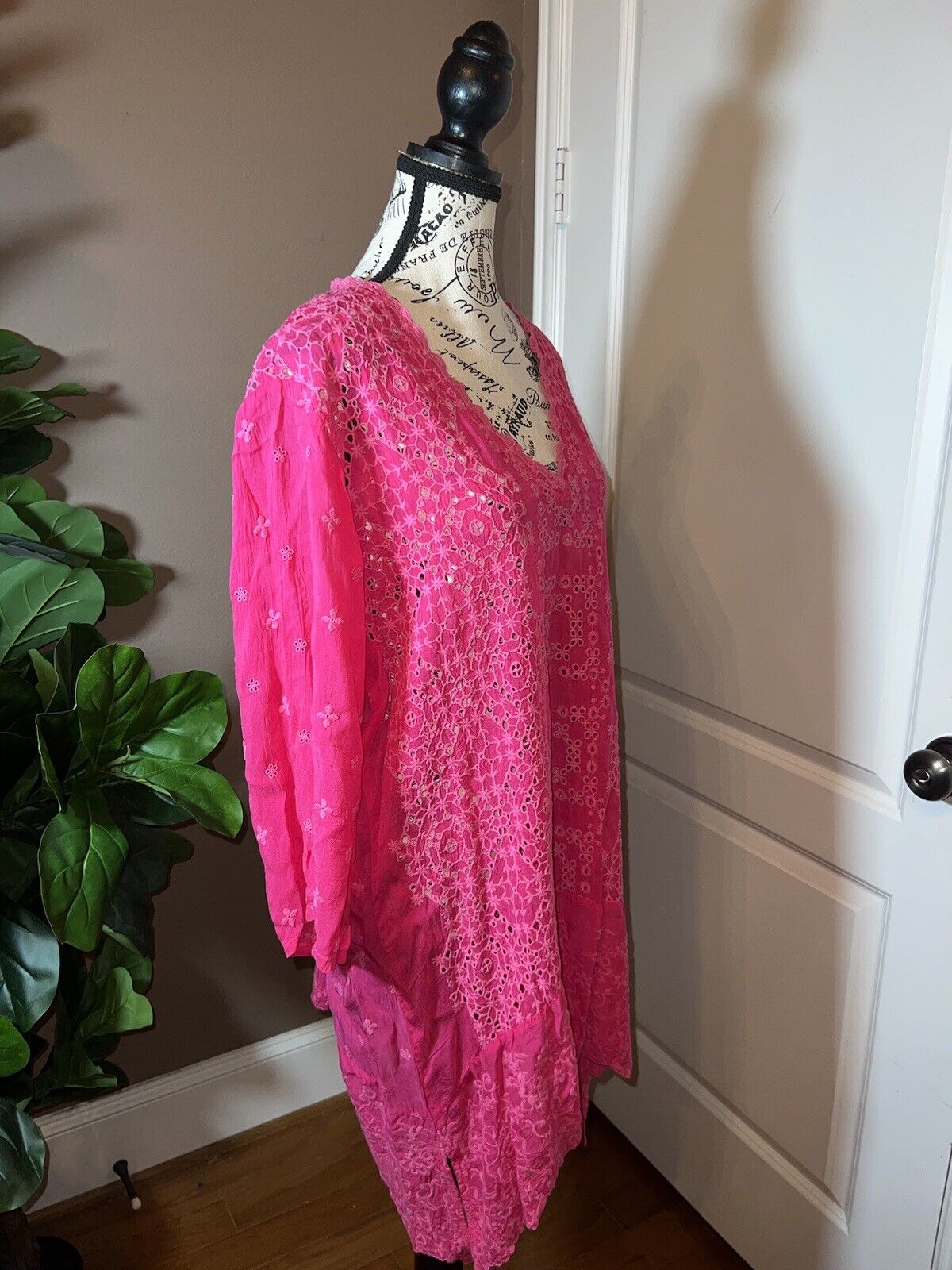 JOHNNY WAS Women's Barbie Pink Eyelet Tunic Blouse Kimono Top XXL 2X 2XL SPRING