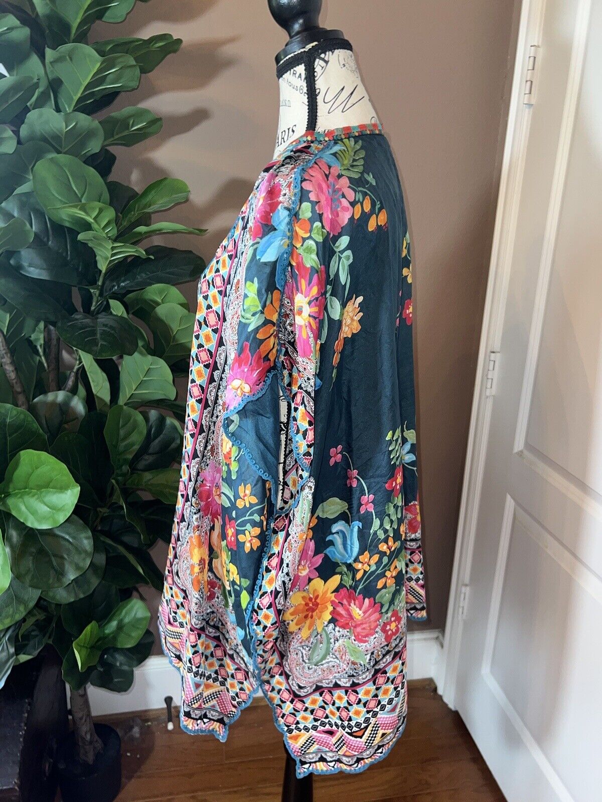 Johnny Was XL 1X 1XL 100% Silk Lagen Tunic Top Blouse Poncho Cover Up