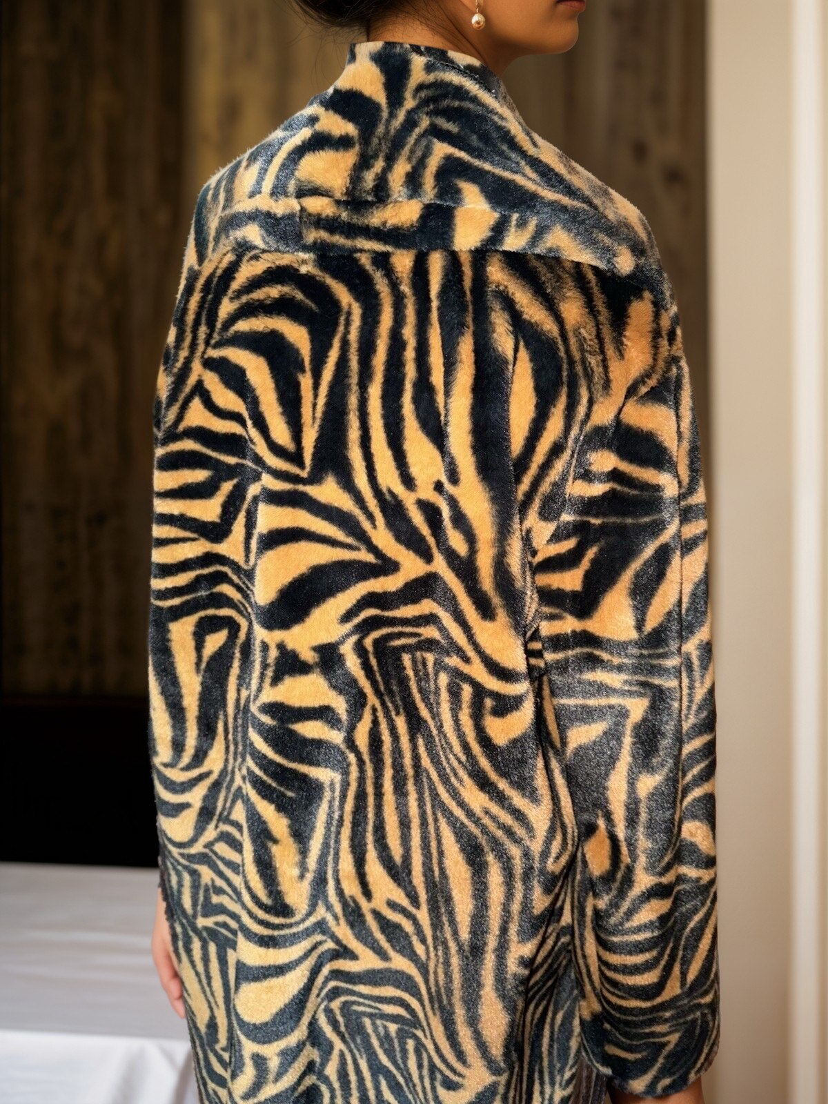 Johnny Was L Faux Fur & Silk Tiger Stripe Long Length Coat Jacket Wrap