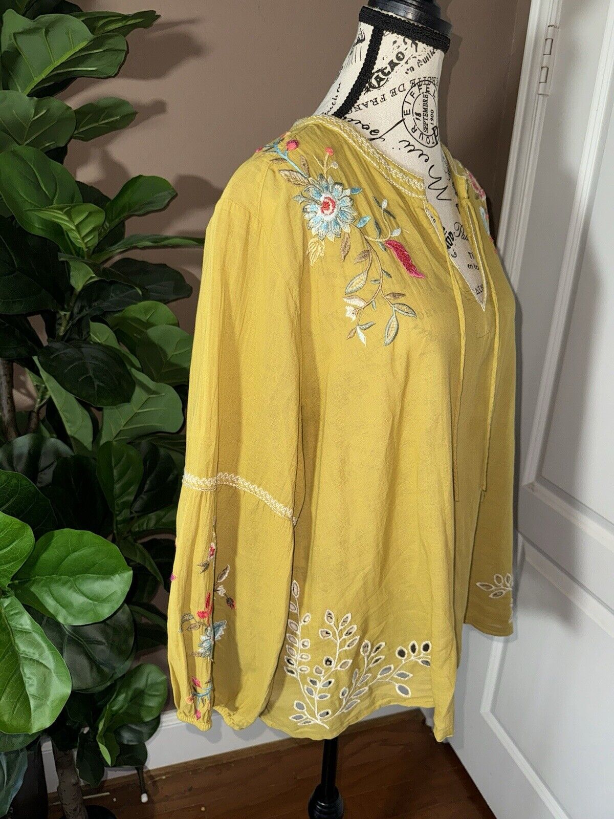 Johnny Was XL 1X 1XL Harvest Gold Tunic Peasant Top Floral Embroidered