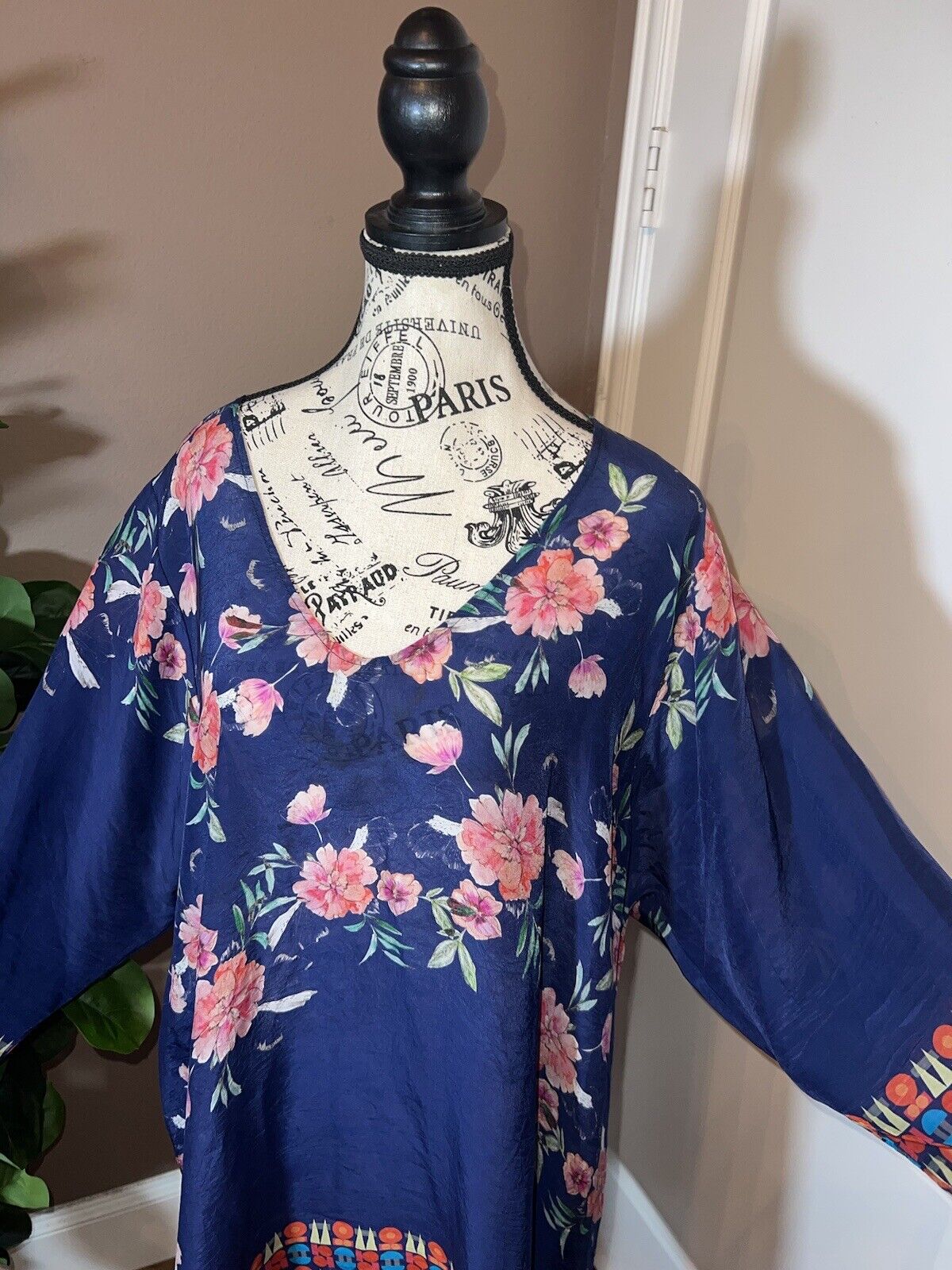 NEW Johnny Was Silky Tunic Top Sz XXL 2XL  2X Navy Blue Floral NWOT