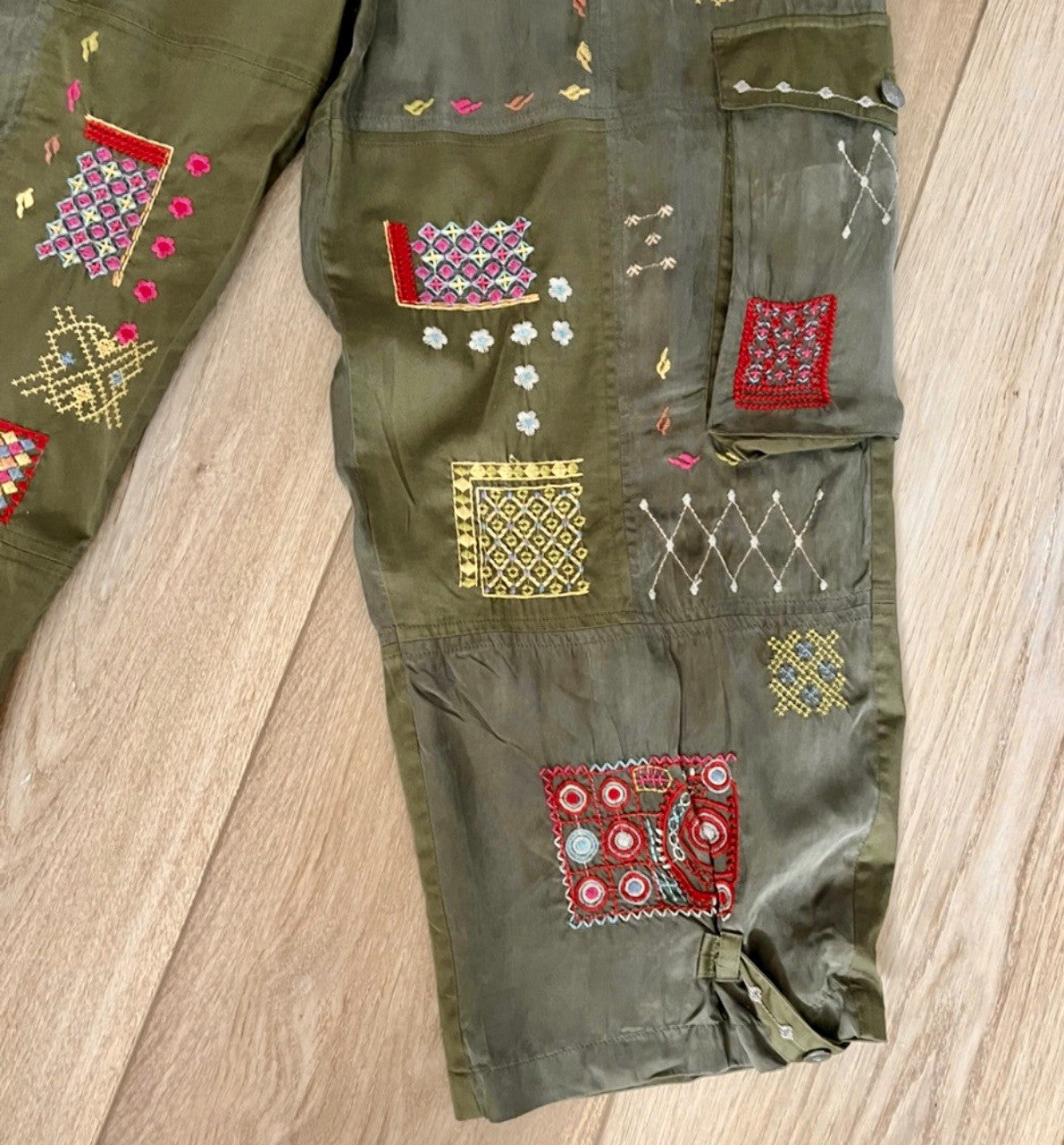 https://i.ebayimg.com/00/s/MTI4MFgxMTkx/z/ZkwAAeSwGZFpIL3H/$_57.JPG