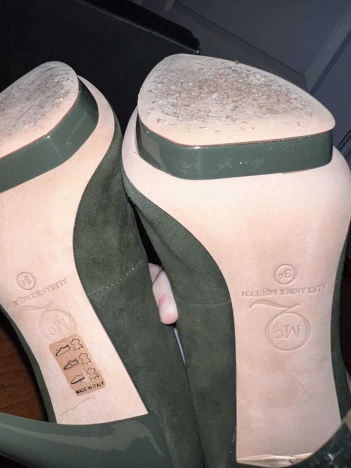 Alexander McQueen Suede Studded Heels In Military Green Sz 38 US 8 AUTHENTIC Alexander McQueen